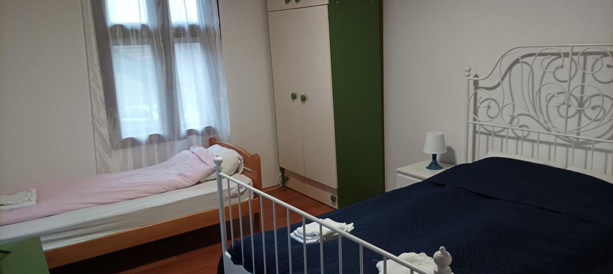 Apartmani Lina Ribarska Banja Oda fotoğraf